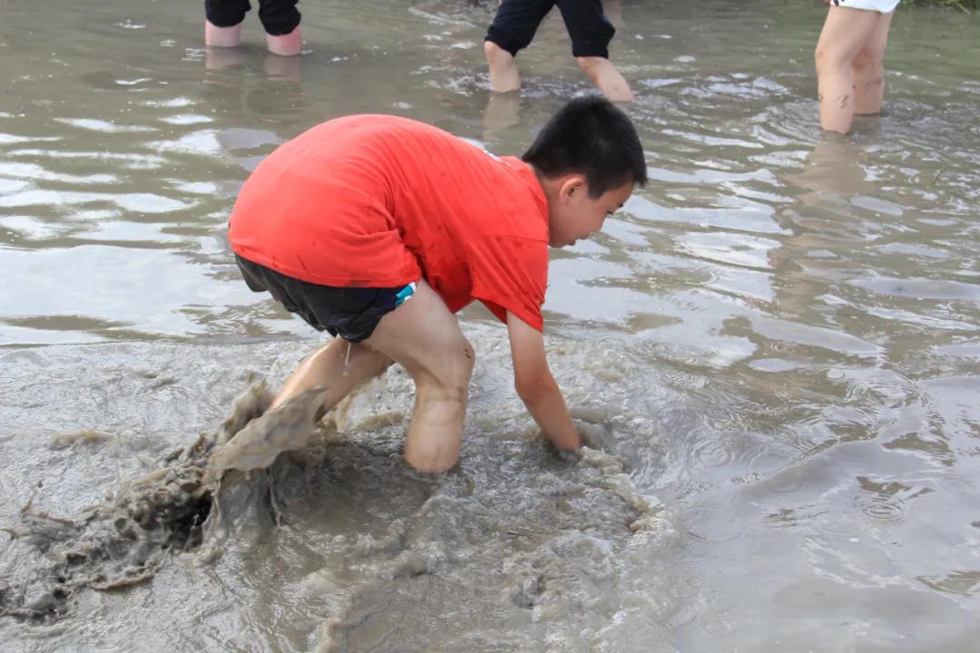 歐爸動能·少年演講家苦信贏
